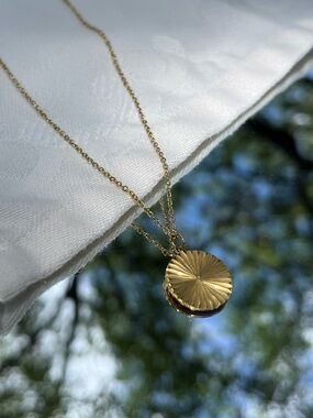 Delicate Gold Sunburst Necklace